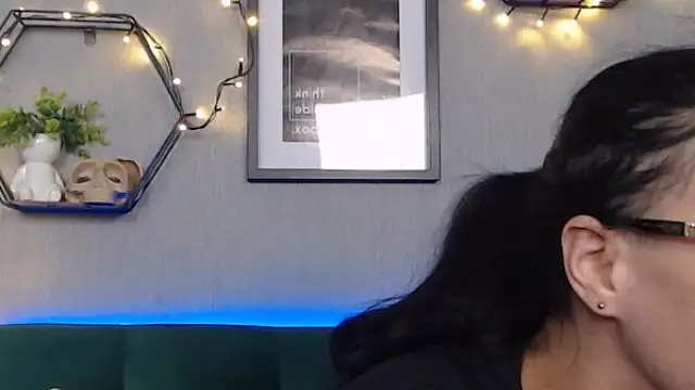 IzabelllNoir online show from 12/29/24, 10:01