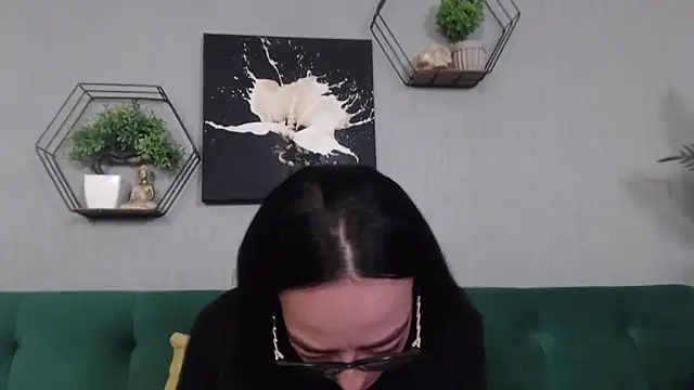 Snapshot of IzabelllNoir chatting on 02/09/26, 11:58 IzabelllNoir online show from 02/09/26, 11:58
