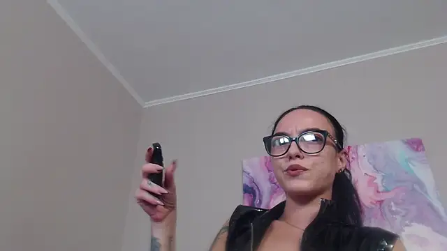 IzabelllNoir online show from 07/19/26, 08:29