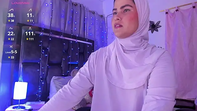 AishaAmin  online show from 12/26/24, 12:16