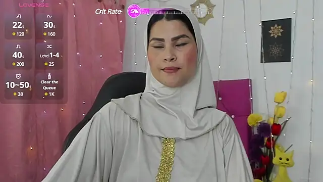 AishaAmin  online show from 02/11/25, 12:05