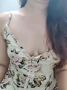 Brown Maxi online show from 05/31/26, 06:09