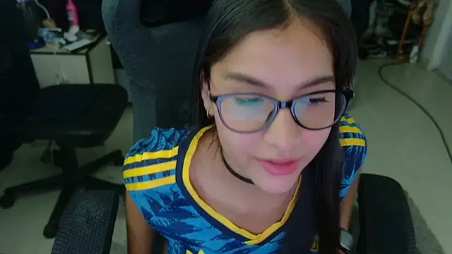 Lucy Fer5 online show from 07/03/26, 03:07