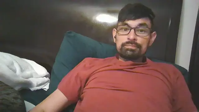 Snapshot of spence204011 chatting on 03/17/26, 12:37 spence204011 online show from 03/17/26, 12:37