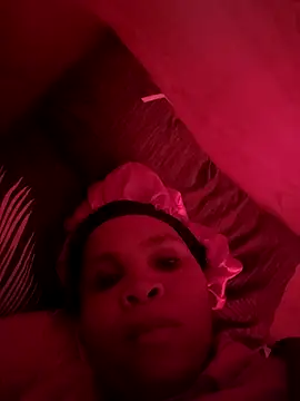 Snapshot of Kristiexxxxx chatting on 03/12/25, 05:24 Kristiexxxxx online show from 03/12/25, 05:24