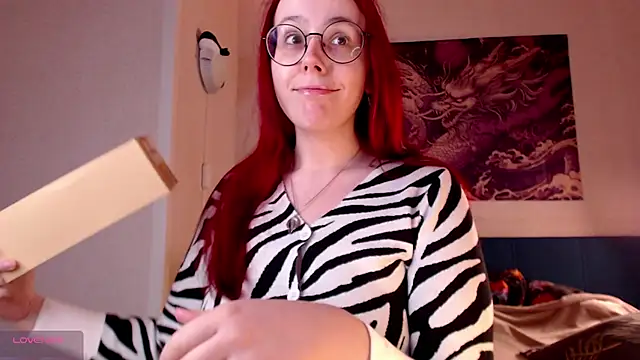 Snapshot of VanessaLincum chatting on 11/24/25, 07:08 VanessaLincum online show from 11/24/25, 07:08