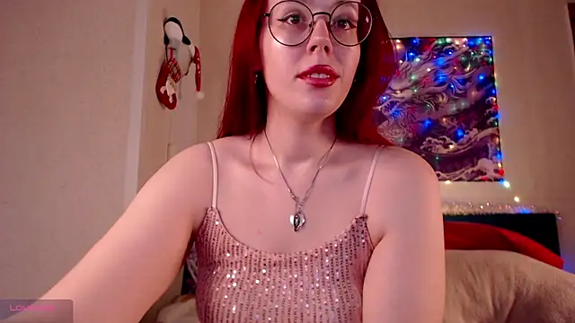 Snapshot of VanessaLincum chatting on 12/23/25, 07:06 VanessaLincum online show from 12/23/25, 07:06