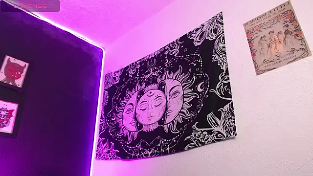 Snapshot of niakat_ chatting on 09/17/25, 08:21 niakat online show from 09/17/25, 08:21