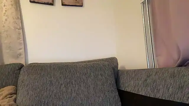 cumwithmee3 online show from 03/17/25, 10:06