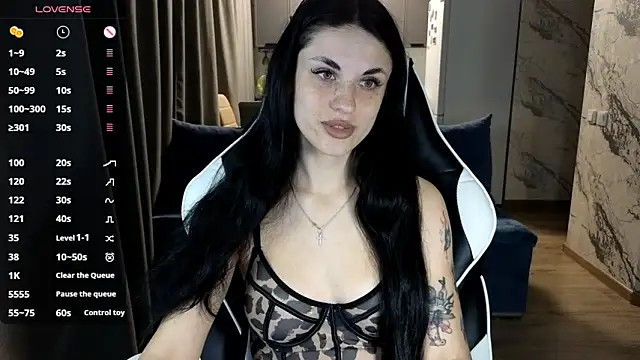 Mary   Moore online show from 09/28/25, 01:27