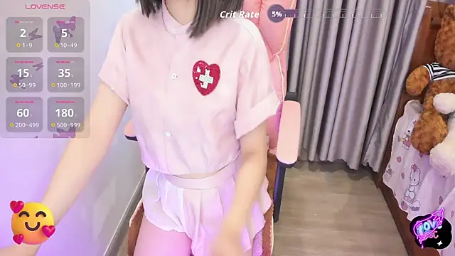 Yuka Chan online show from 10/26/25, 01:33