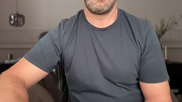 Snapshot of Mr_Beef chatting on 09/14/25, 01:10 Mr Beef online show from 09/14/25, 01:10