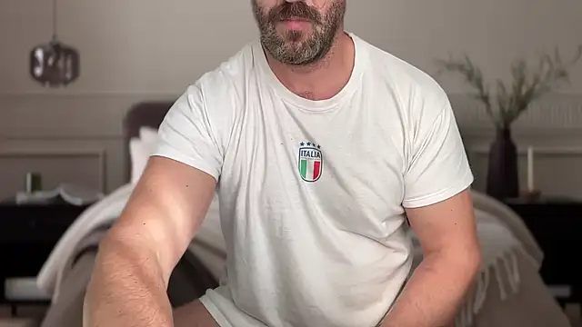 Snapshot of Mr_Beef chatting on 09/19/25, 10:05 Mr Beef online show from 09/19/25, 10:05