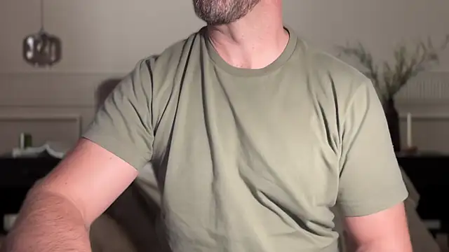 Snapshot of Mr_Beef chatting on 09/20/25, 09:49 Mr Beef online show from 09/20/25, 09:49