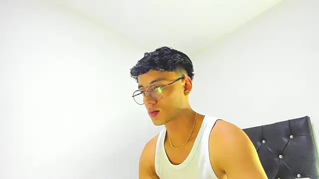 Sebastian-Dash online show from 01/24/25, 01:24