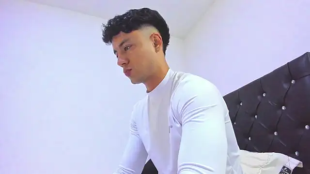 Sebastian-Dash online show from 02/12/25, 12:48