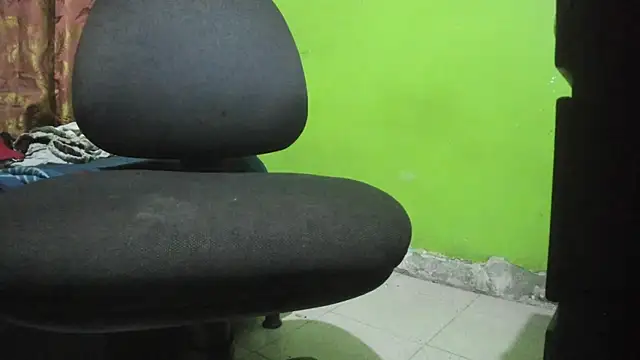 Snapshot of Brenda_Smith69 chatting on 11/18/25, 09:08 Brenda Smith69 online show from 11/18/25, 09:08