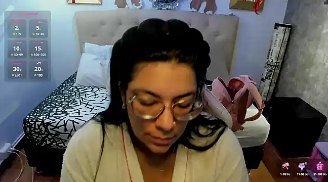 Daring  natasha  online show from 12/30/24, 02:20
