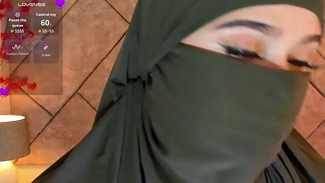 Snapshot of anna-henao chatting on 11/04/25, 06:51 anna-henao online show from 11/04/25, 06:51