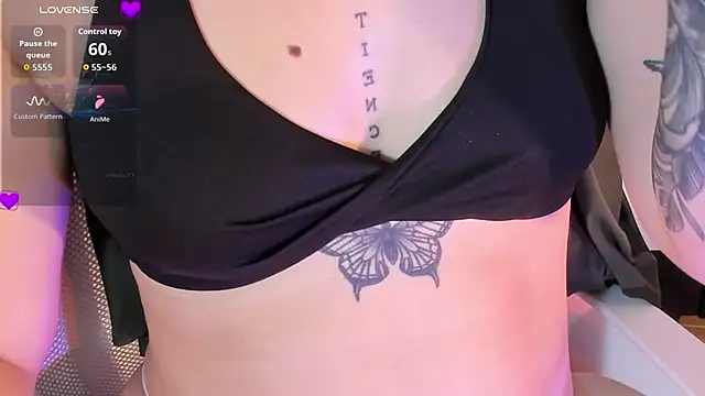 Snapshot of anna-henao chatting on 11/25/25, 06:52 anna-henao online show from 11/25/25, 06:52