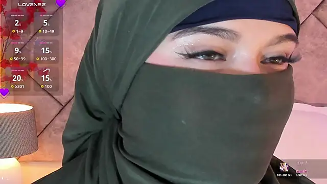 Snapshot of anna-henao chatting on 11/27/25, 09:39 anna-henao online show from 11/27/25, 09:39