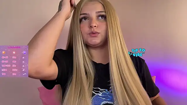 SweetPaige  online show from 12/16/24, 10:45