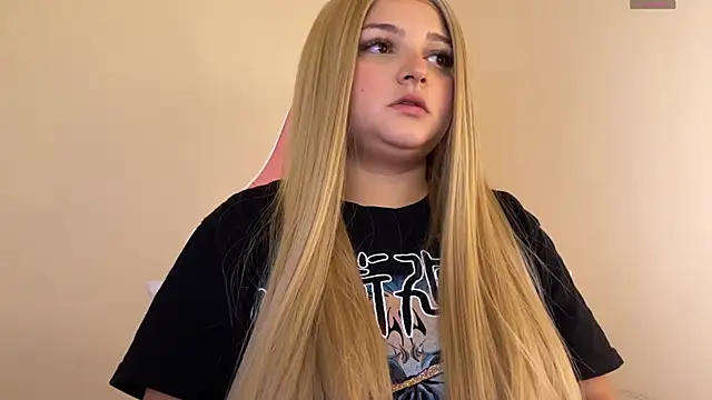 SweetPaige  online show from 12/25/24, 07:13