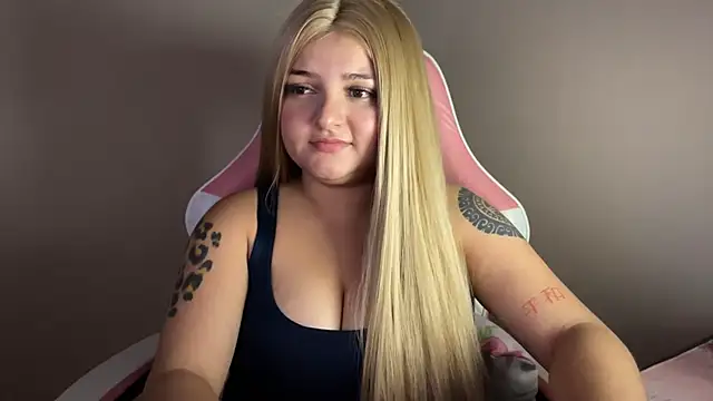 SweetPaige  online show from 01/23/25, 11:36