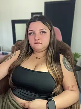 SweetPaige  online show from 07/08/26, 01:48