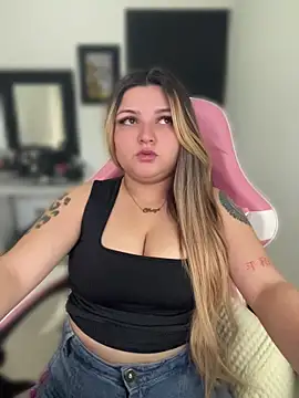 SweetPaige  online show from 07/19/26, 11:14