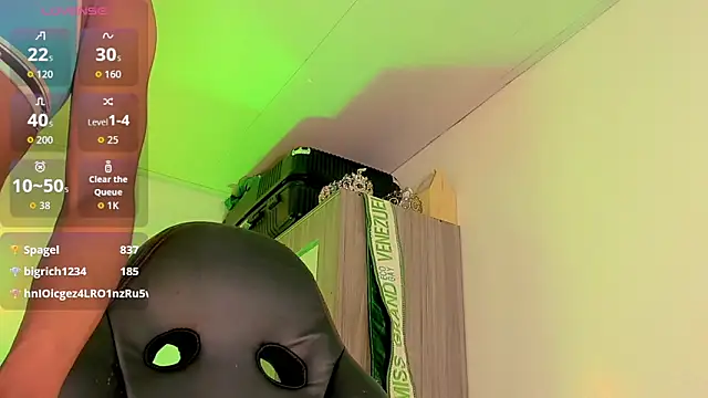 naomy  xx online show from 05/14/26, 03:24