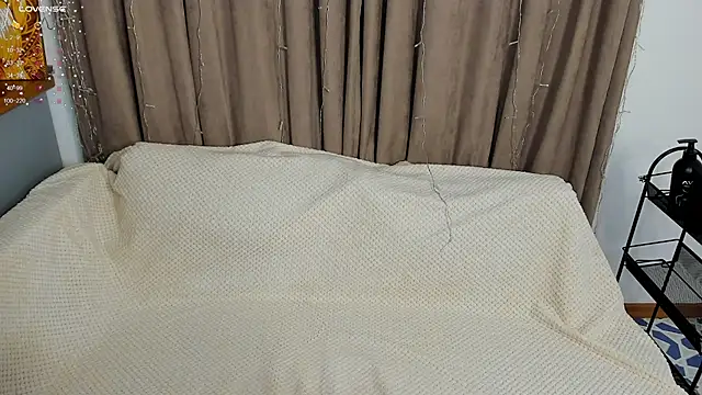 mira robinsonnn online show from 01/21/25, 11:35