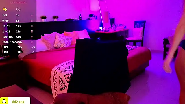 Snapshot of PrincessVS chatting on 10/11/25, 04:01 PrincessVS online show from 10/11/25, 04:01