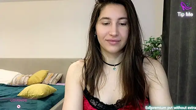 Snapshot of marrycolins chatting on 02/01/26, 03:05 marrycolins online show from 02/01/26, 03:05