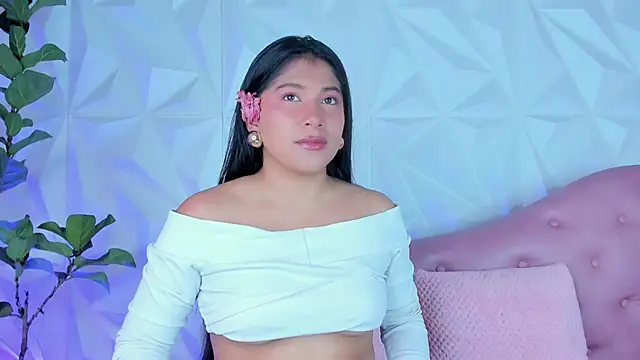 Snapshot of LinnaGardenia chatting on 01/20/25, 01:53 LinnaGardenia online show from 01/20/25, 01:53