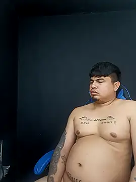Snapshot of DickMasterfindom chatting on 03/11/26, 09:10 DickMasterfindom online show from 03/11/26, 09:10