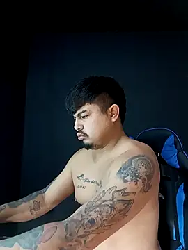 Snapshot of DickMasterfindom chatting on 05/10/26, 02:39 DickMasterfindom online show from 05/10/26, 02:39