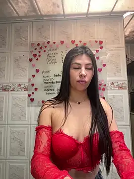 Snapshot of Alanna_atm_ chatting on 01/20/25, 03:18 Alanna atm online show from 01/20/25, 03:18