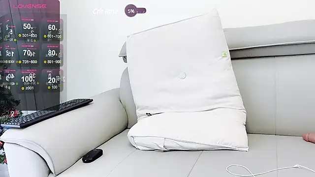  YouY  online show from 12/31/24, 06:27