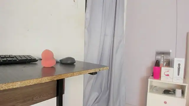 nami sam01 online show from 02/05/25, 12:17