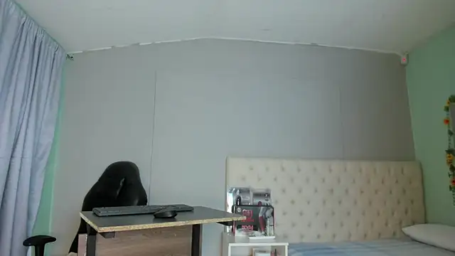 nami sam01 online show from 03/11/25, 12:39