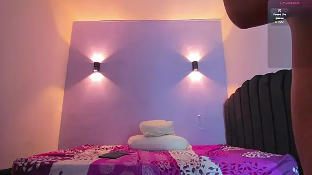 Sofia Clauss  online show from 01/08/25, 04:23