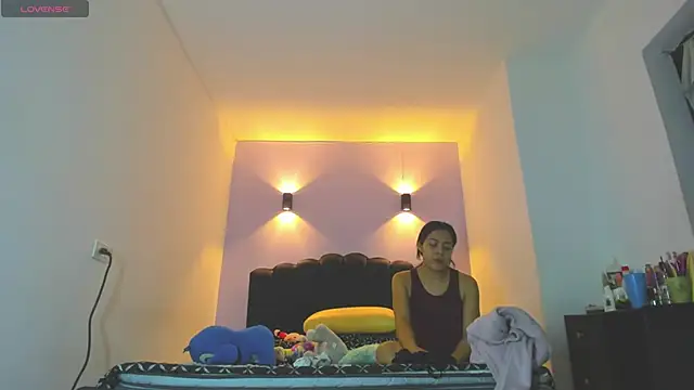 Snapshot of Sofia_Clauss_ chatting on 04/15/26, 04:30 Sofia Clauss online show from 04/15/26, 04:30
