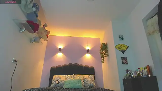 Sofia Clauss  online show from 07/02/26, 05:13