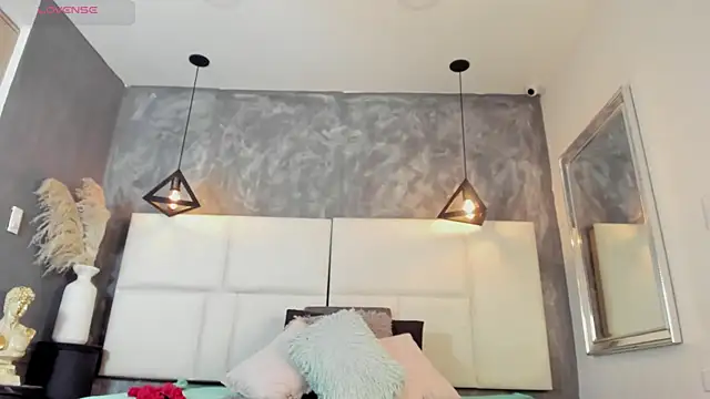 Sofia Clauss  online show from 07/18/26, 04:16