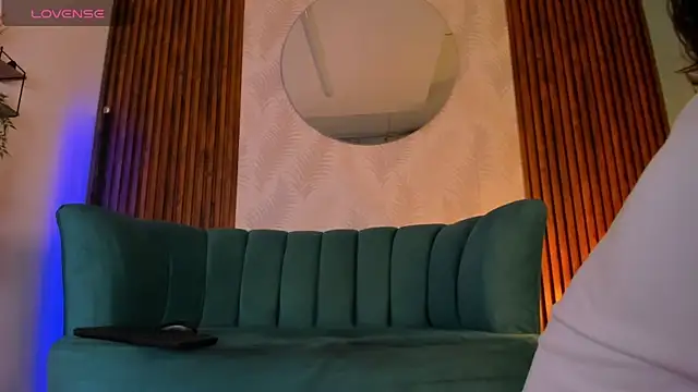 Snapshot of AlessandroDybala chatting on 01/30/25, 12:37 AlessandroDybala online show from 01/30/25, 12:37