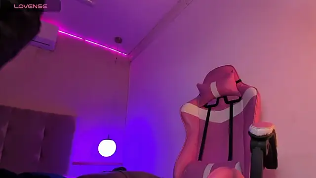 Snapshot of AlessandroDybala chatting on 02/11/25, 11:54 AlessandroDybala online show from 02/11/25, 11:54