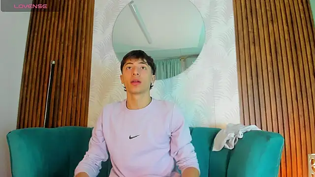 Snapshot of AlessandroDybala chatting on 03/07/25, 11:51 AlessandroDybala online show from 03/07/25, 11:51