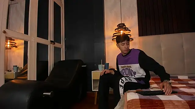 Snapshot of AlessandroDybala chatting on 03/21/25, 11:55 AlessandroDybala online show from 03/21/25, 11:55