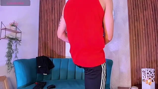 Snapshot of AlessandroDybala chatting on 10/14/25, 12:50 AlessandroDybala online show from 10/14/25, 12:50